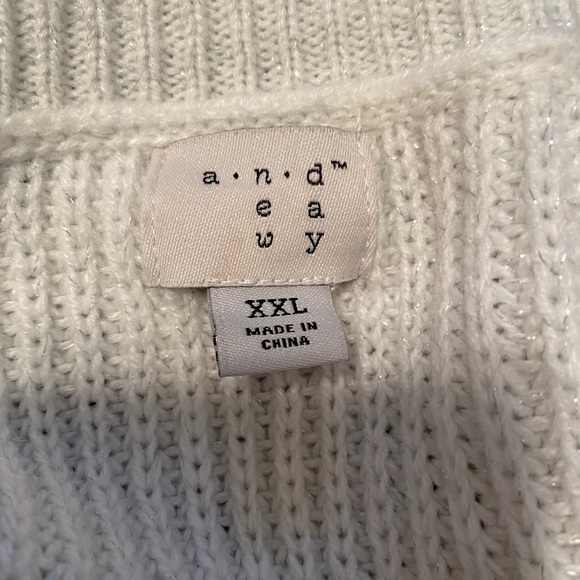 Sweater - Picture 1 of 2